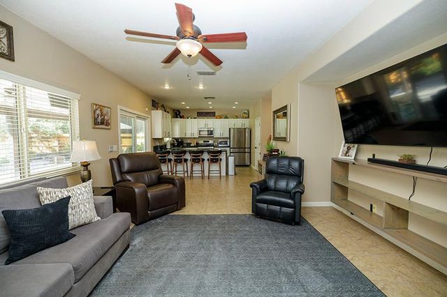 2365 Triumph Ct, Turlock, CA 95380