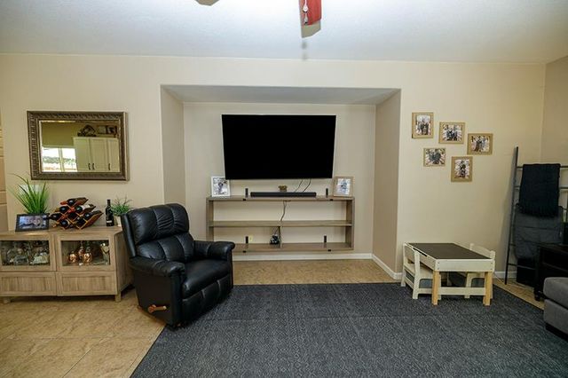 2365 Triumph Ct, Turlock, CA 95380