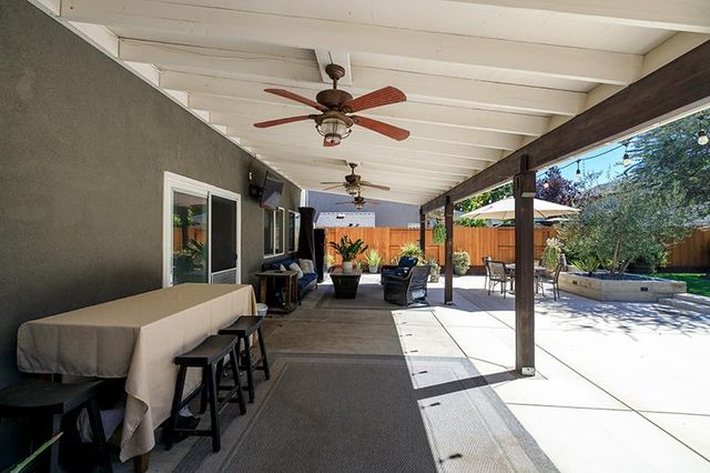 2365 Triumph Ct, Turlock, CA 95380