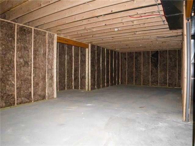 1134 Bluestem Circle, Baldwin City, KS 66006