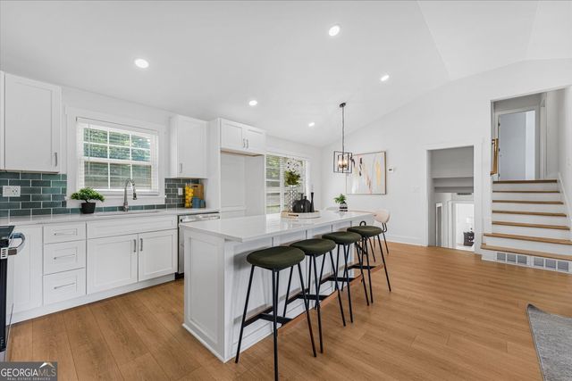 2044 Yucca Drive, Decatur, GA 30032