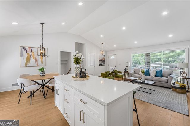 2044 Yucca Drive, Decatur, GA 30032