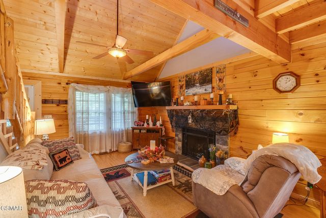1121 Turkey Ridge Way, Seymour, TN 37865