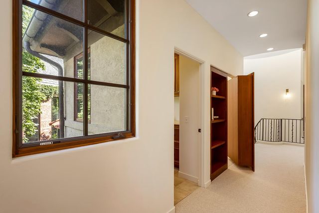 1700 Kenwood Parkway, Minneapolis, MN 55405