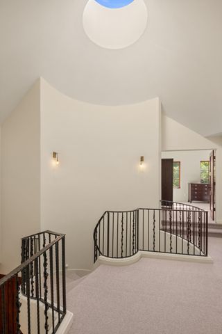 1700 Kenwood Parkway, Minneapolis, MN 55405