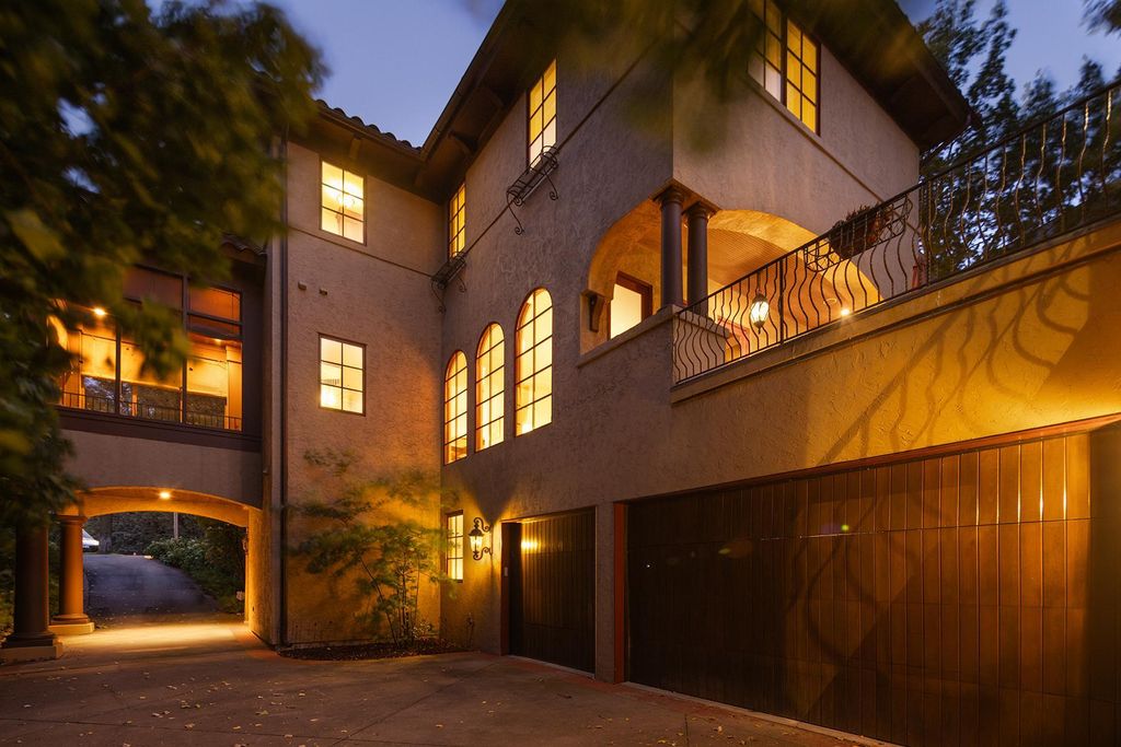 1700 Kenwood Parkway, Minneapolis, MN 55405 — photo 2