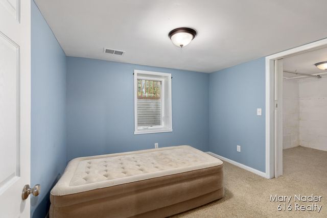 2200 Peck Street, Muskegon, MI 49444