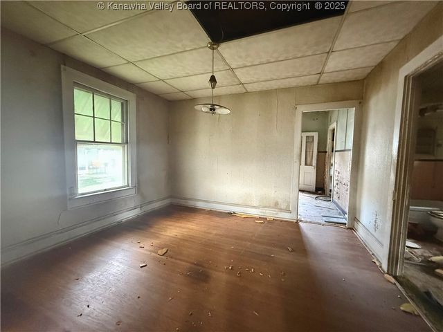 1319 Bigley Avenue, Charleston, WV 25302