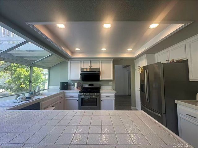 2210 S Autumn Ln, Diamond Bar, CA 91789