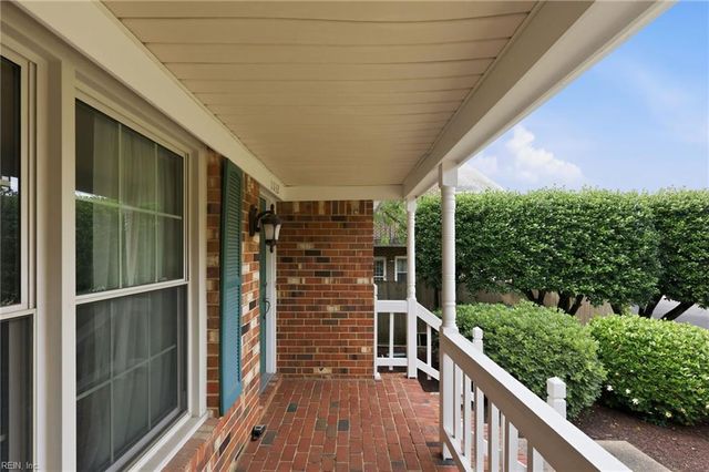 1032 Backwoods RD, Virginia Beach, VA 23455