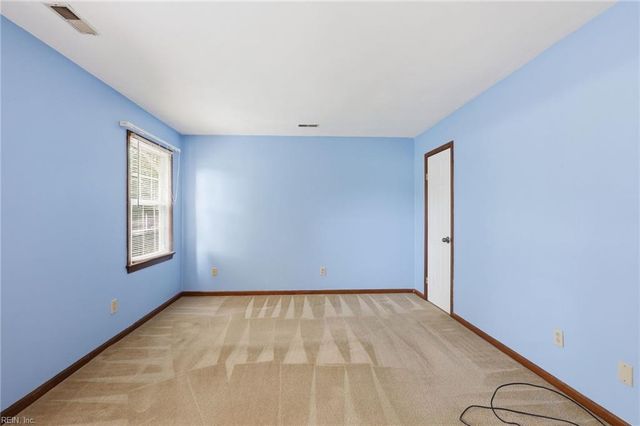 1032 Backwoods RD, Virginia Beach, VA 23455