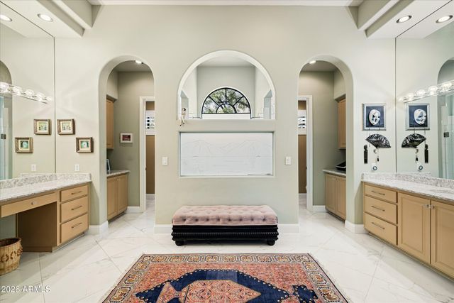 13641 E CHARTER OAK Drive, Scottsdale, AZ 85259