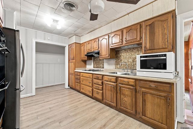 750 Kentucky Ave, Port Allen, LA 70767