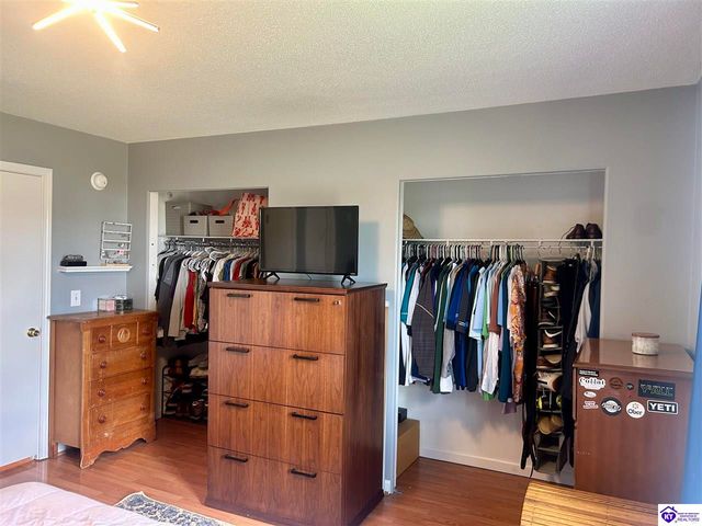 1304 Williamsburg Drive, Elizabethtown, KY 42701