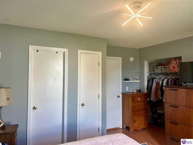 1304 Williamsburg Drive, Elizabethtown, KY 42701