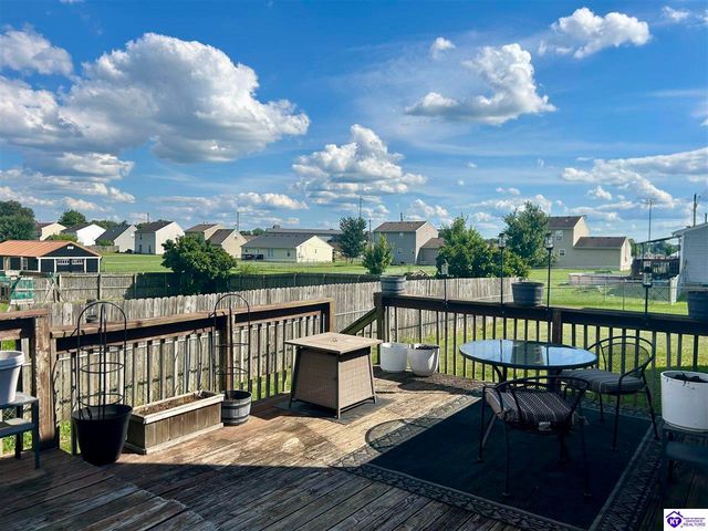 1304 Williamsburg Drive, Elizabethtown, KY 42701