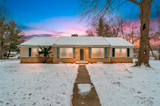 5043 Evans Street, Portage, MI 49002