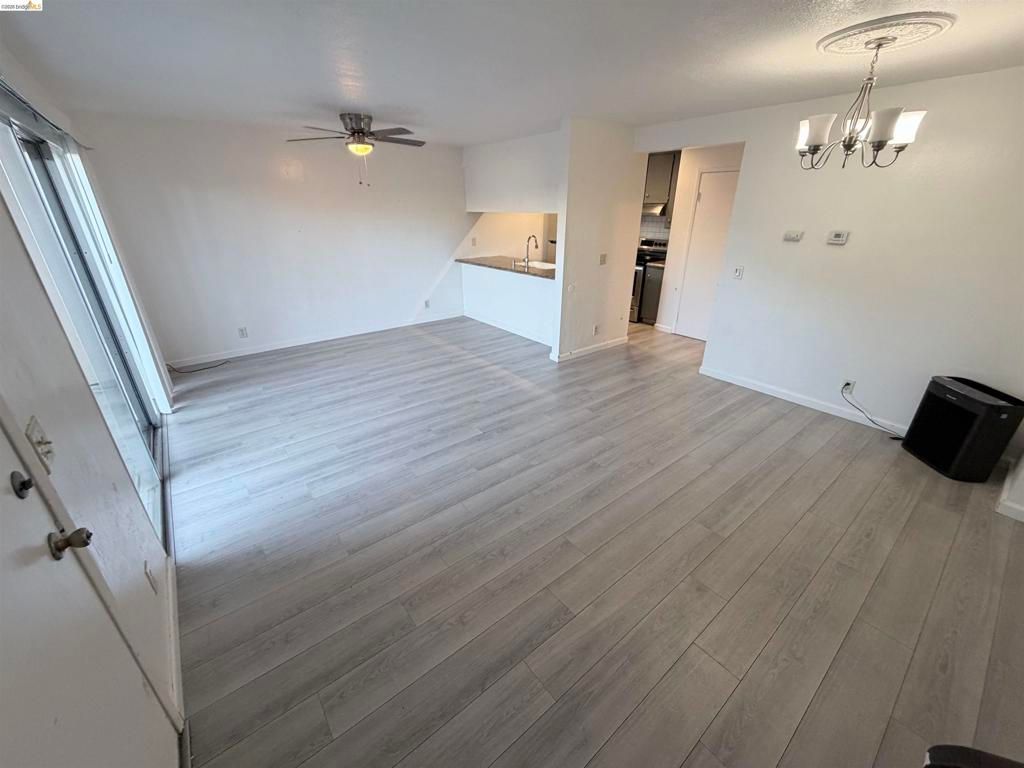 Image 9 of property listing at 2505 Sonora Ln, Antioch, CA 94509