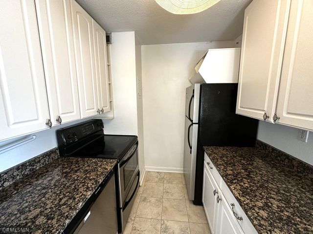 15 S 1st Street A602, Minneapolis, MN 55401