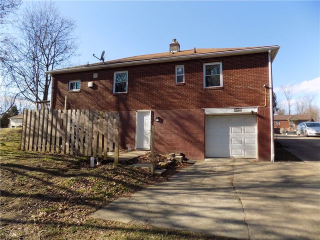 5850 Heberton Dr, Penn Hills, PA 15147