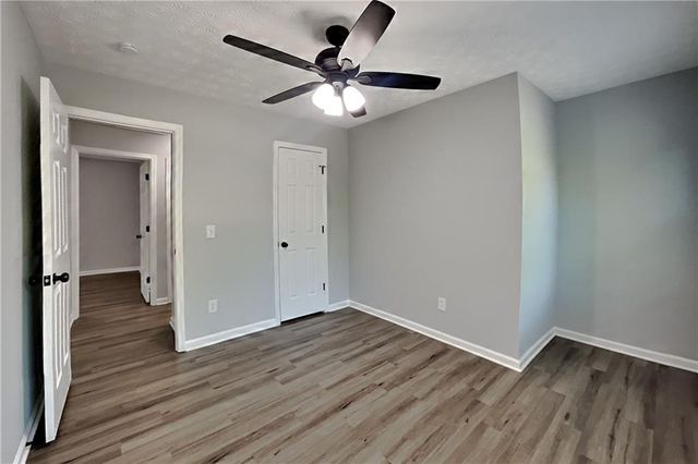 524 Meadowfield Court, Lawrenceville, GA 30043