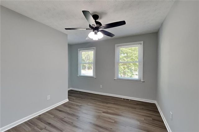524 Meadowfield Court, Lawrenceville, GA 30043