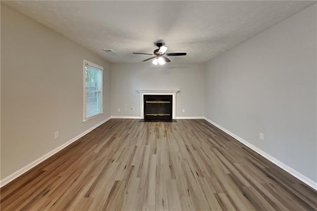 524 Meadowfield Court, Lawrenceville, GA 30043