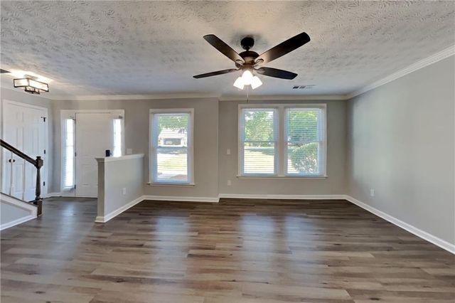 524 Meadowfield Court, Lawrenceville, GA 30043