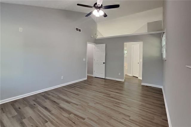 524 Meadowfield Court, Lawrenceville, GA 30043