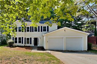 524 Meadowfield Court, Lawrenceville, GA 30043