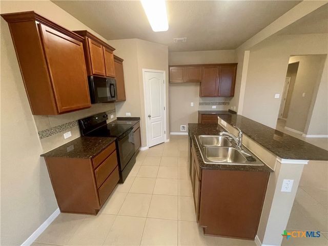 7305 Buffalo Grass Drive, Temple, TX 76502