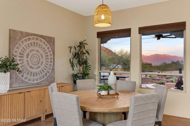 6539 W El Camino Del Cerro, Tucson, AZ 85745