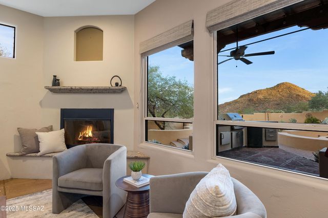 6539 W El Camino Del Cerro, Tucson, AZ 85745