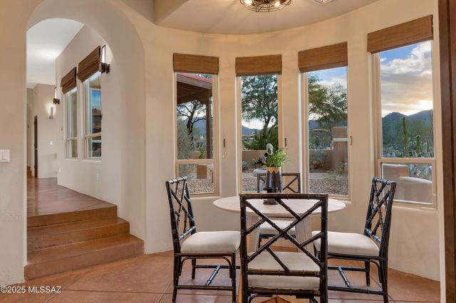 6539 W El Camino Del Cerro, Tucson, AZ 85745