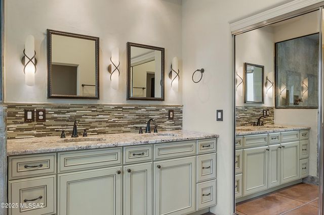 6539 W El Camino Del Cerro, Tucson, AZ 85745