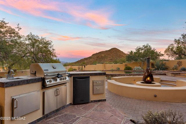 6539 W El Camino Del Cerro, Tucson, AZ 85745