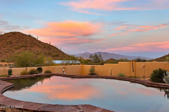 6539 W El Camino Del Cerro, Tucson, AZ 85745