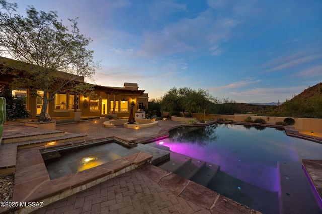 6539 W El Camino Del Cerro, Tucson, AZ 85745