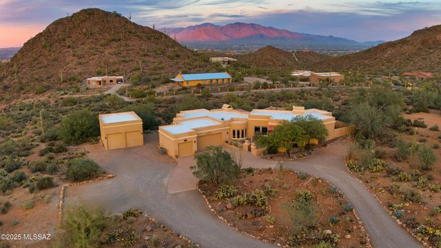 6539 W El Camino Del Cerro, Tucson, AZ 85745