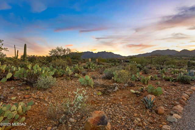 6539 W El Camino Del Cerro, Tucson, AZ 85745