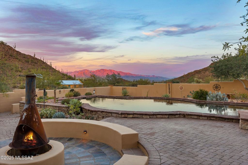 6539 W El Camino Del Cerro, Tucson, AZ 85745