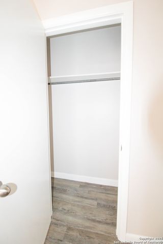 434 Cosgrove, San Antonio, TX 78210