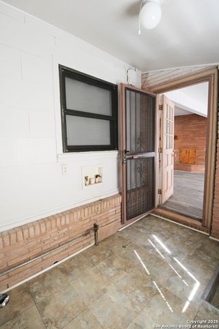 434 Cosgrove, San Antonio, TX 78210