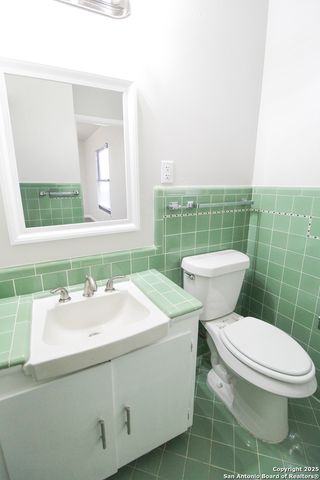 434 Cosgrove, San Antonio, TX 78210