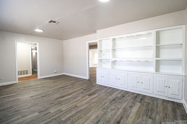 434 Cosgrove, San Antonio, TX 78210