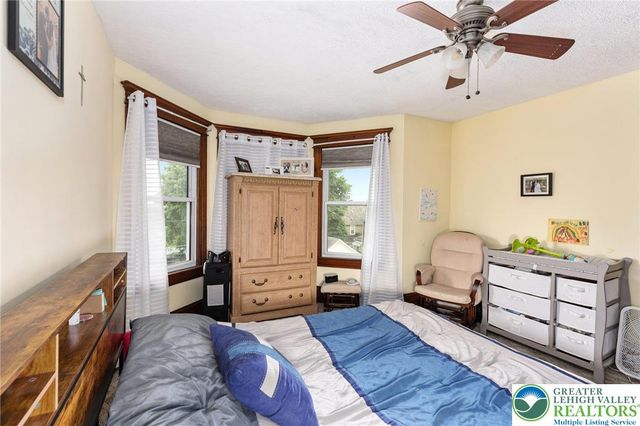 309 West Mountain Avenue, Pen Argyl Borough, PA 18072