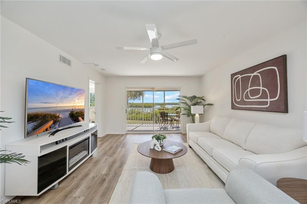320 Horse Creek DR 308, NAPLES, FL 34110 — photo 3