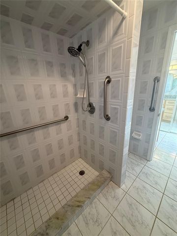 8102 S IBIZA COURT, Orlando, FL 32836