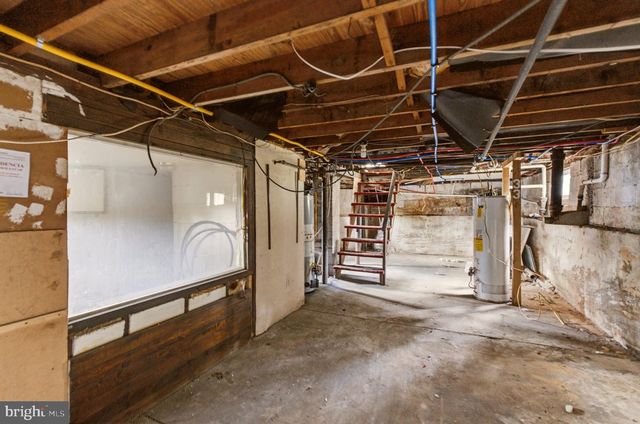 620 ERIAL RD, Pine Hill, NJ 08021