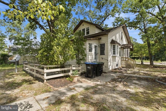 620 ERIAL RD, Pine Hill, NJ 08021